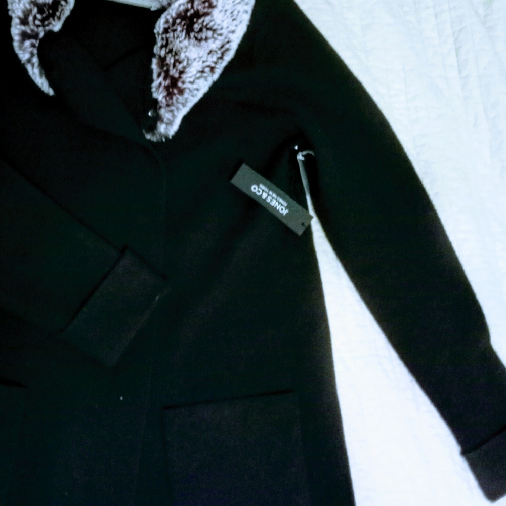 Jones & New York asymmetrical coat